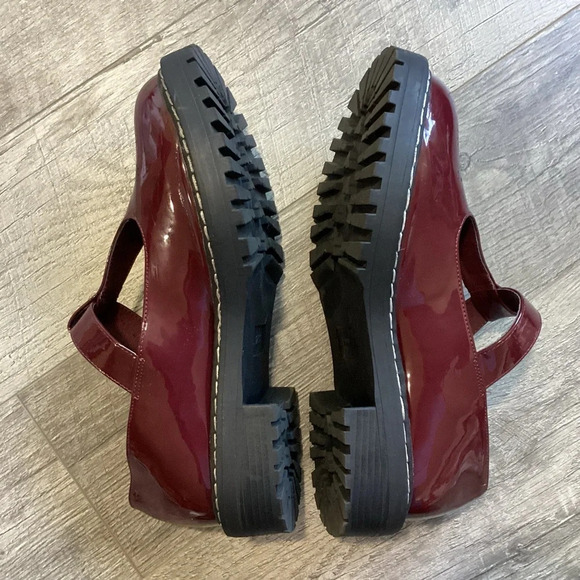 Torrid T-Strap Lug Mary Jane Size 12WW - Picture 5 of 12